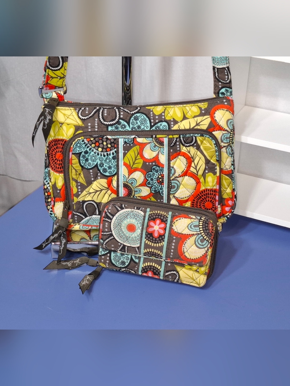 Retired Vera Bradley Lil Hipster Crossbody & Wallet Set In "Flower Shower" - EUC